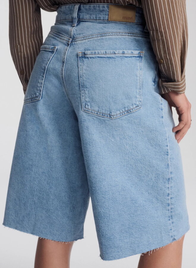 Short Mavi Jeans Akira - Light Blue 90’s