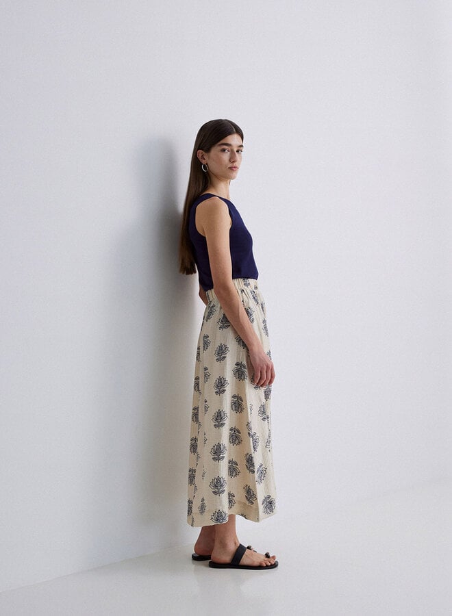 Jupe midi Yerse Danielle écrue fleurie bleu indigo