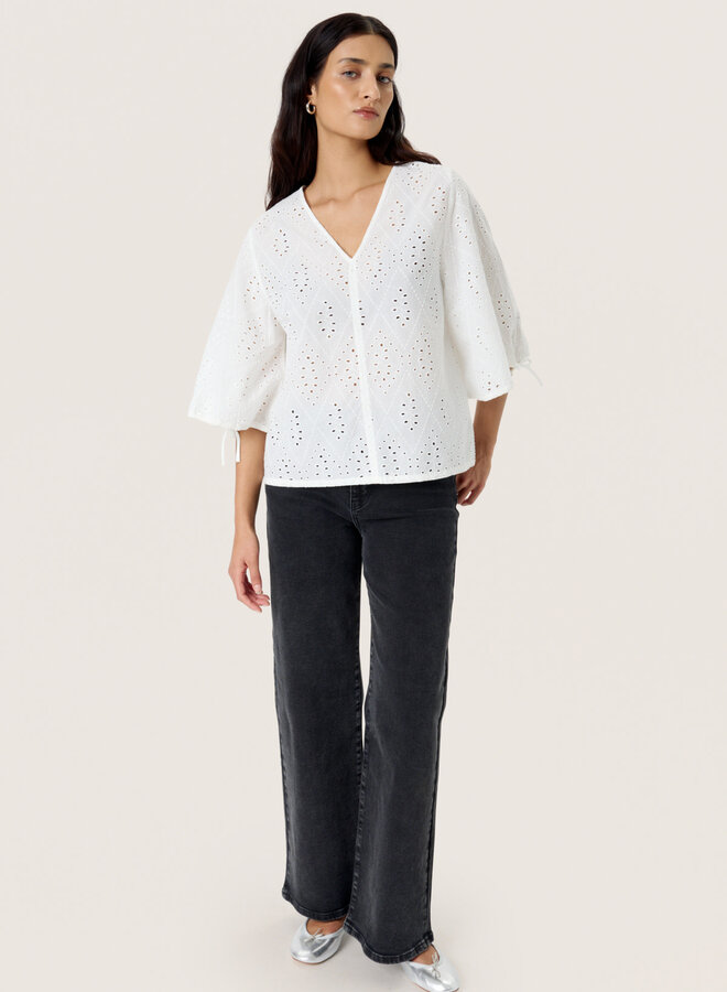 Blouse Soaked in luxury Joelle en broderies anglaises écrue