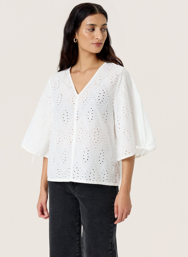 Blouse Soaked in luxury Joelle en broderies anglaises écrue