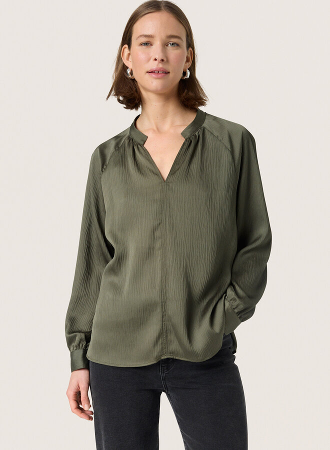 Blouse Soaked in luxury Ioana à col V verte
