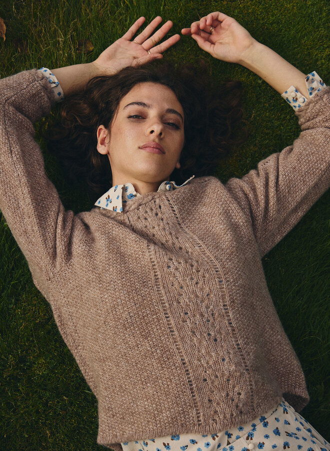 Tricot Atelier Rêve Melia à col rond & torsade cacao