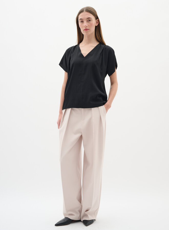 Blouse InWear Adeline à col V & manches courtes noire