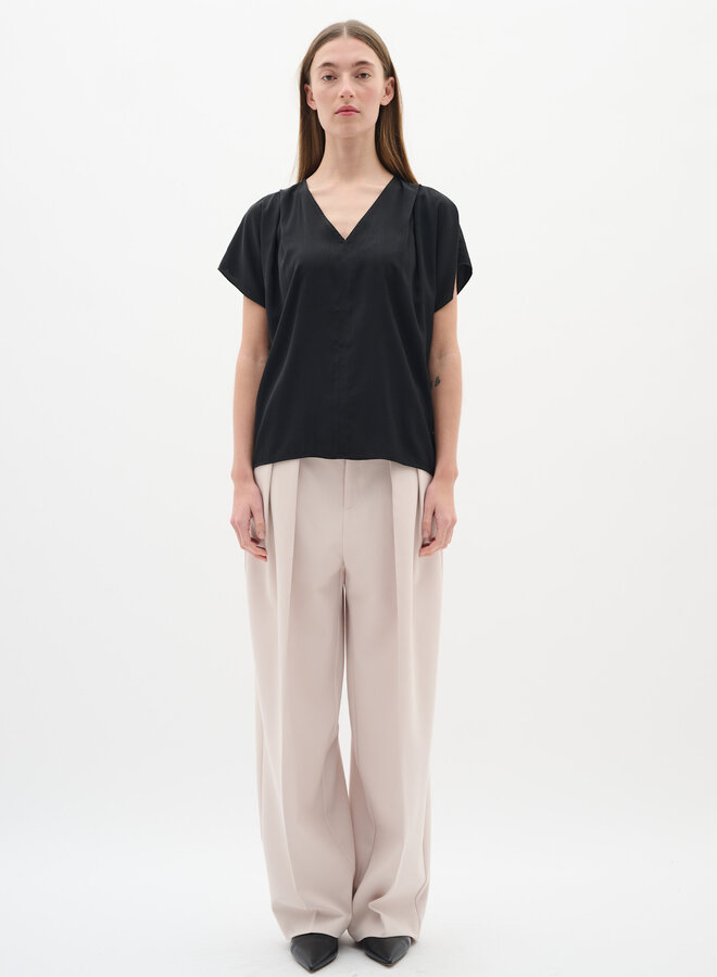 Blouse InWear Adeline à col V & manches courtes noire