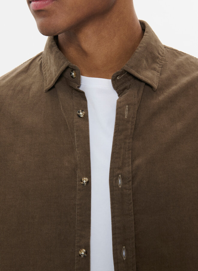 Chemise Matinique Trostol en corduroy fin brun taupe
