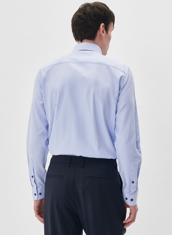 Chemise Matinique Trostol bleue pâle tissée à boutons bruns