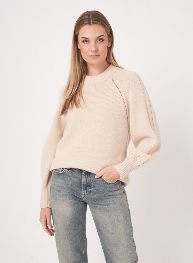 Tricot Repeat à manches raglans à maille ajourée en mérinos beige naturel