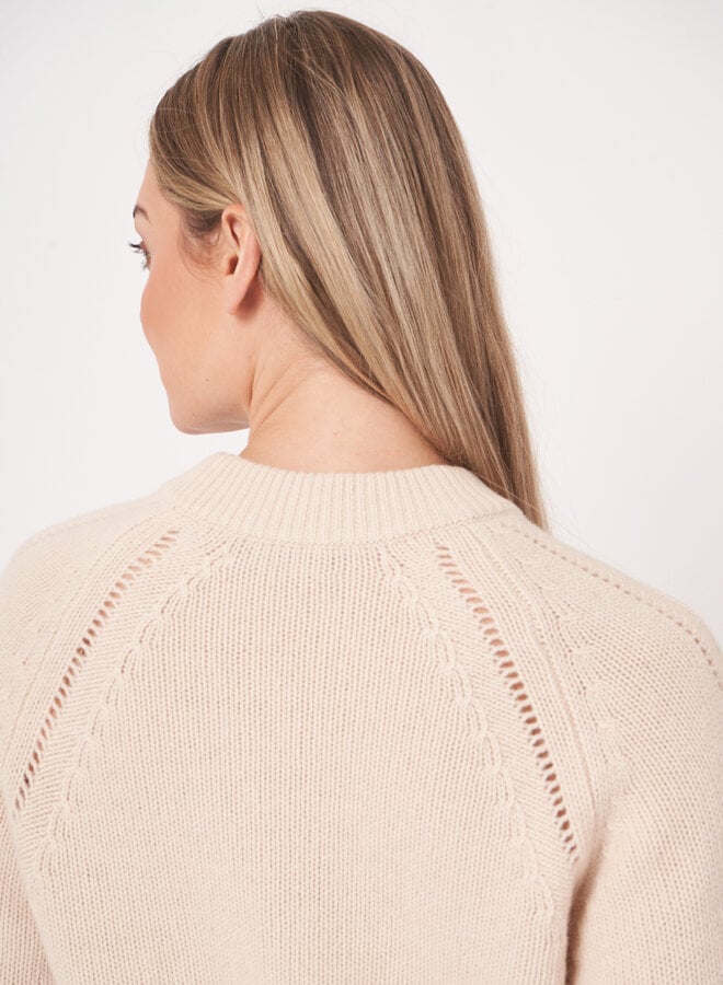 Tricot Repeat à manches raglans à maille ajourée en mérinos beige naturel