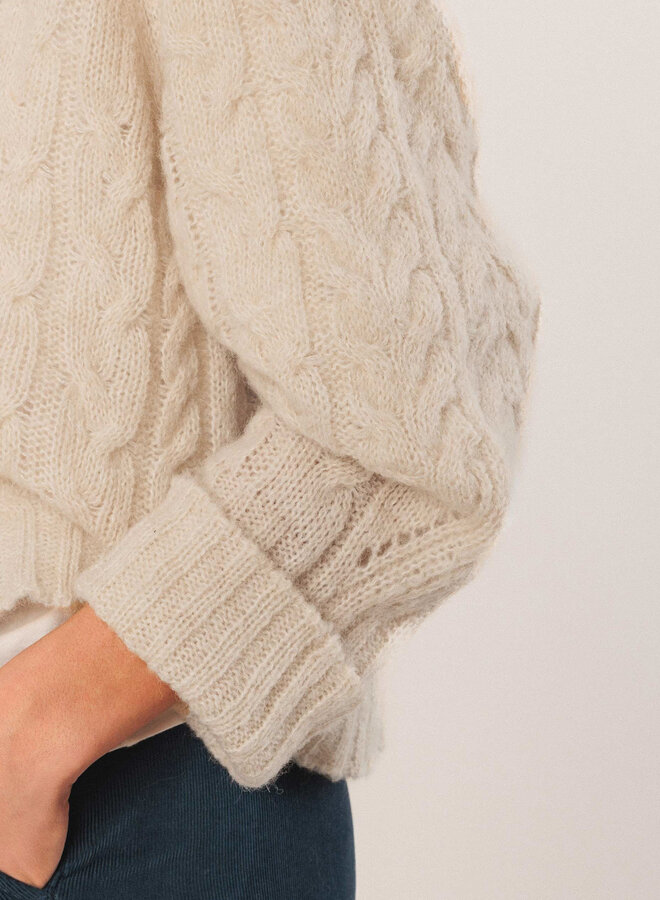 Tricot Indi & Cold à torsades écru