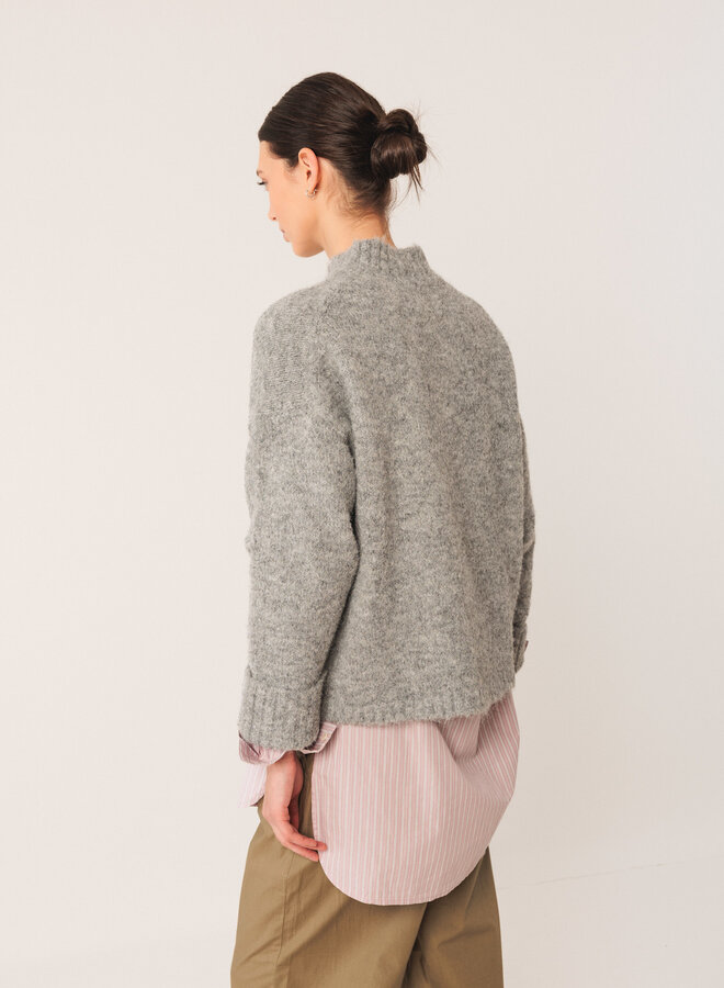 Tricot Indi & Cold à col montant & poignets à revers gris pâle