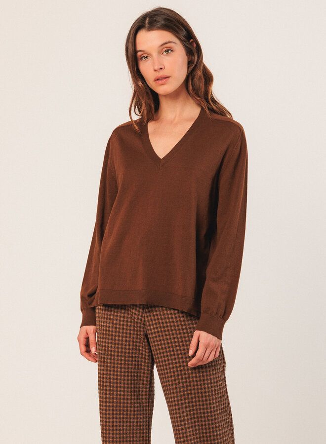Tricot Indi & Cold à col V en coton brun tabac