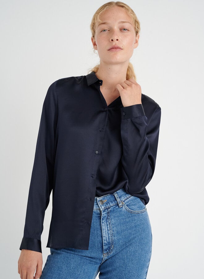 Chemise InWear Leonore à col classique en soie noire