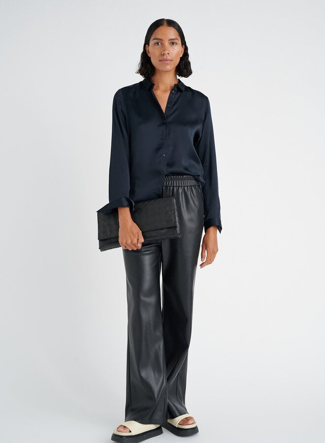 Chemise InWear Leonore à col classique en soie bleu marine