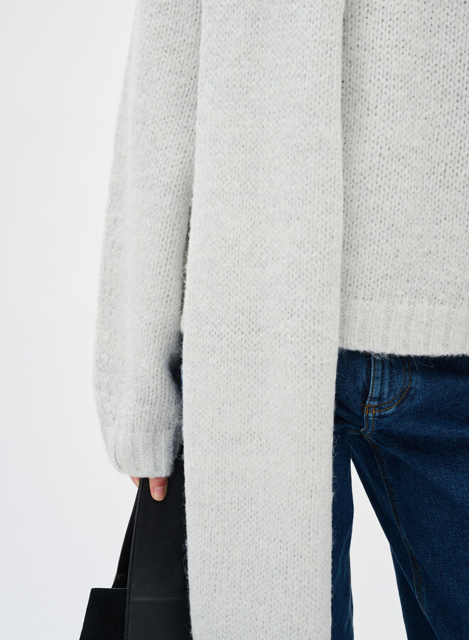 Tricot InWear Troa à col V ivoire avec lurex argent