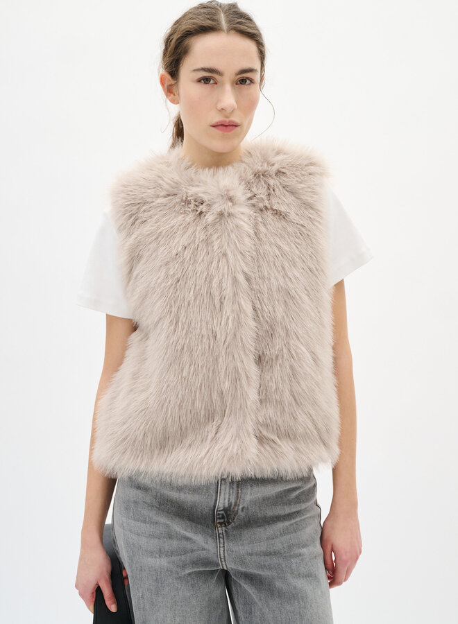Veste InWear Zariah sans manches poilue beige argile