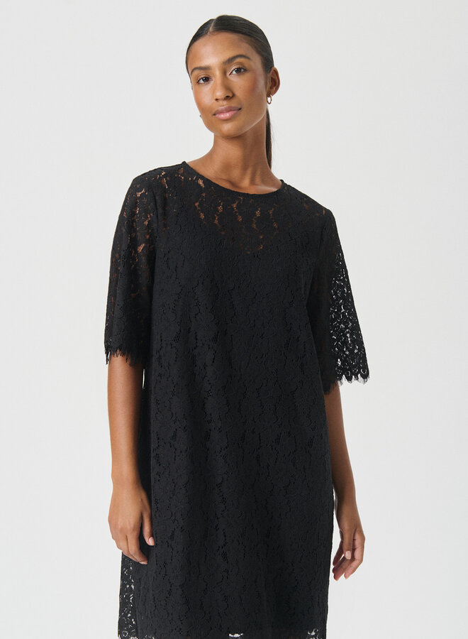 Robe Part Two Vienne en dentelle noire