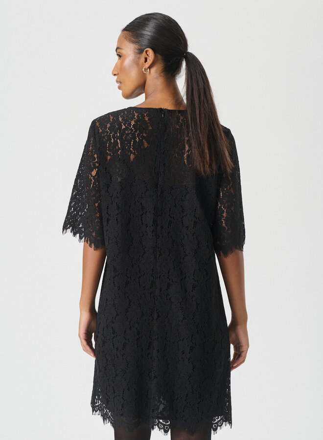 Robe Part Two Vienne en dentelle noire