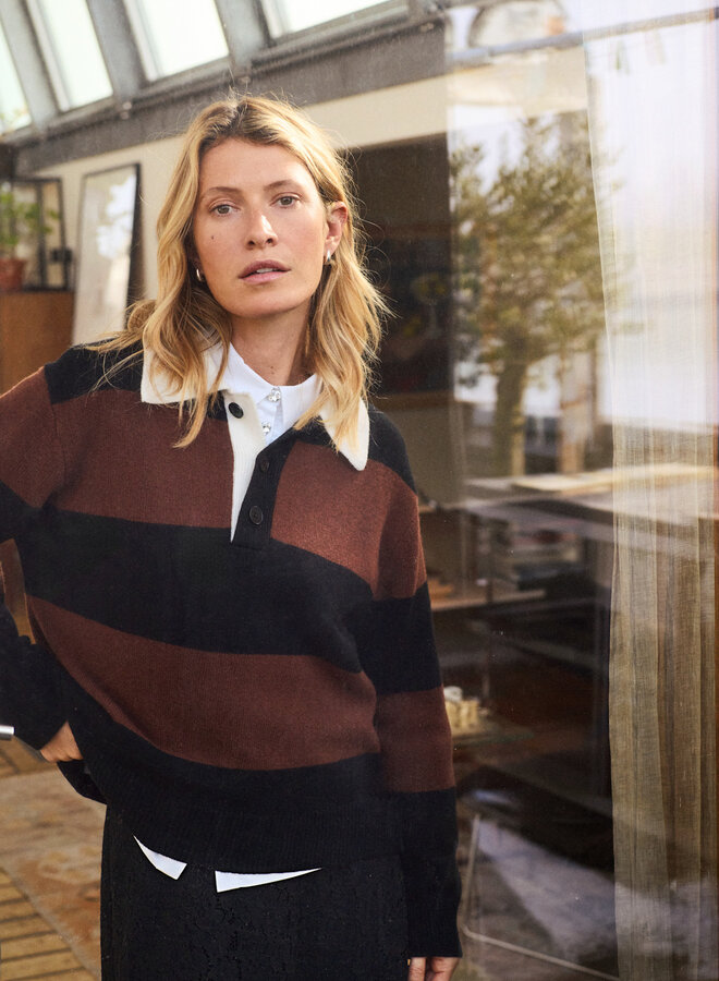 Tricot Part Two Vinkela à col polo rayé noir & brun tabac