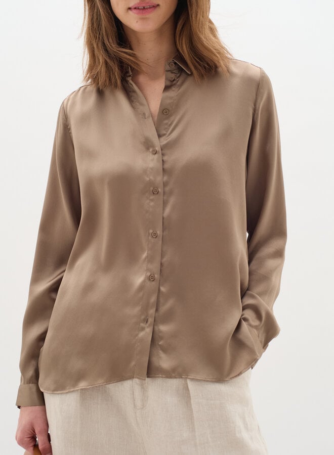Chemise InWear Leonore à col classique en soie beige taupe