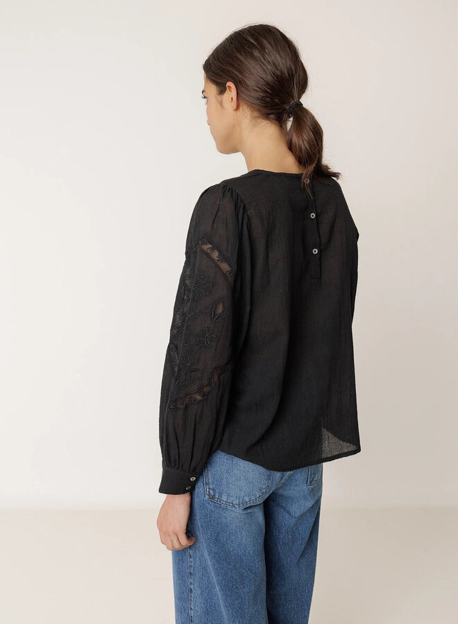 Blouse Indi & Cold à dentelle noire