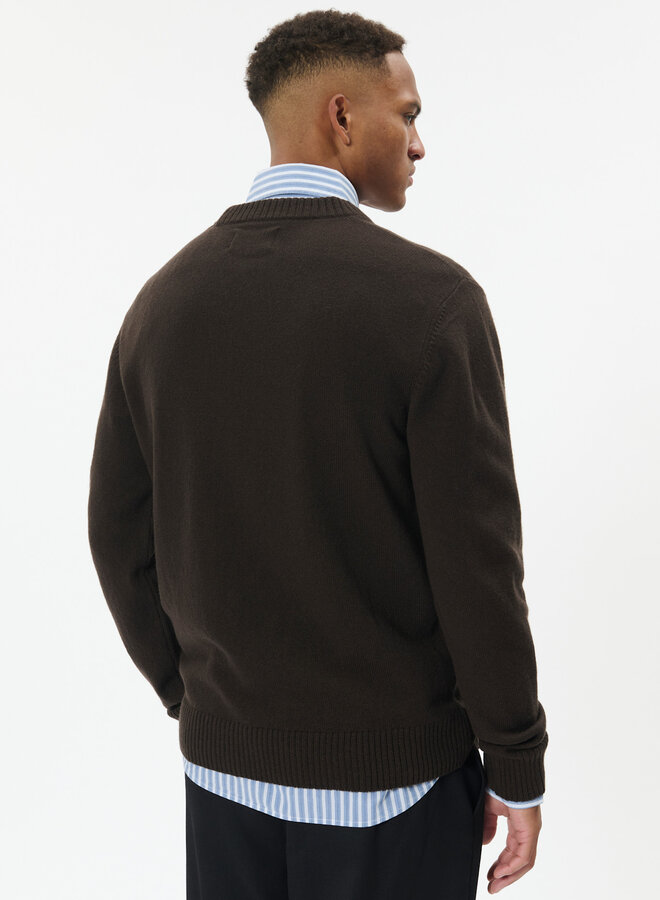 Tricot Matinique Triton à col rond en laine d’agneau brun ganache