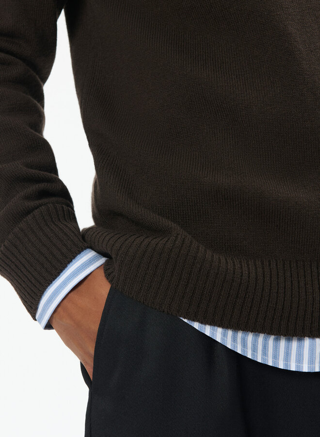 Tricot Matinique Triton à col rond en laine d’agneau brun ganache