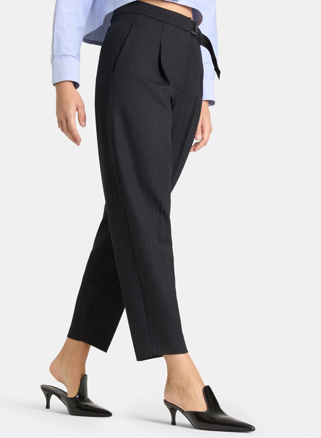 Pantalon Cambio Elaine Pleat à plis bleu marine rayé