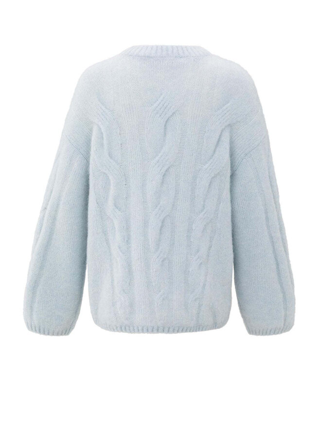 Tricot Yaya à mailles torsadées bleu pâle