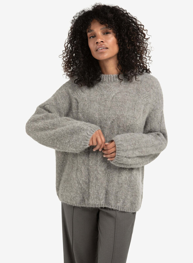 Tricot Yaya à mailles torsadées gris