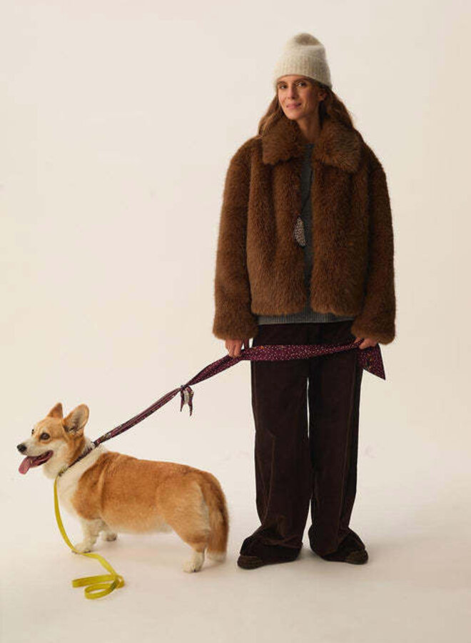 Manteau Des Petits Hauts Ybou en fausse fourrure moka