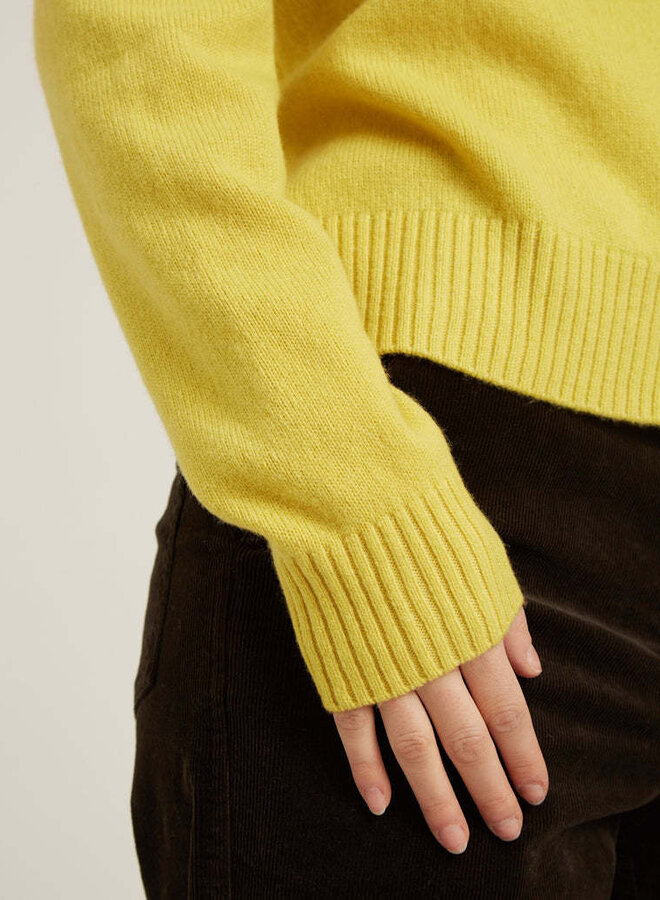 Cardigan Naïf Shelly à col rond boutonné jaune lime