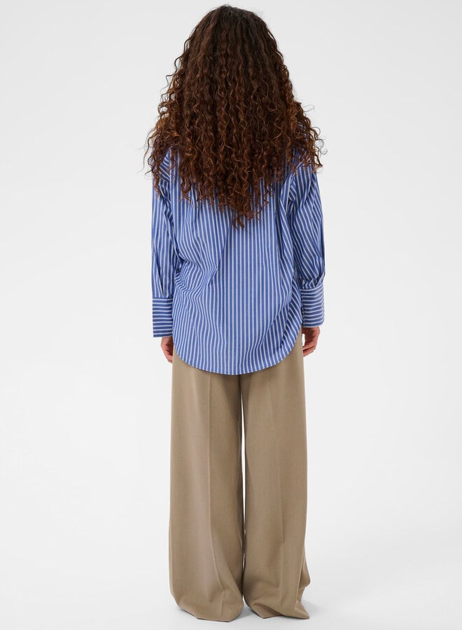 Chemise Soaked Calken à col classique bleu roi rayée