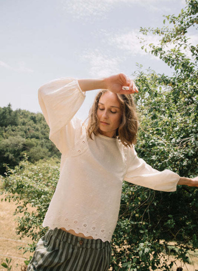 Chemise Indi&Cold col rond avec broderie anglaise écrue