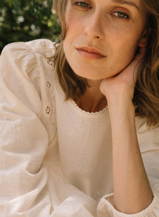 Chemise Indi&Cold col rond avec broderie anglaise écrue