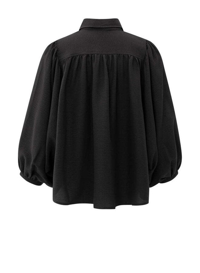 Blouse Yaya à col classique ample & courte noire