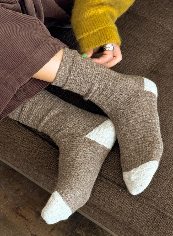 Bas Le Bon Shoppe Wool Waffled brun taupe