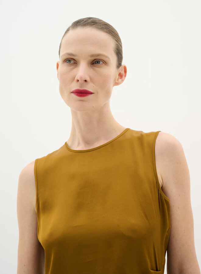 Haut InWear Kayla sans manches satiné tapenade