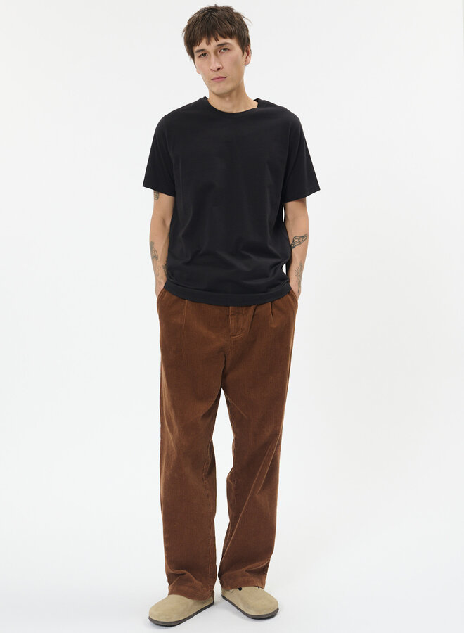 T-shirt Matinique Jermane à fines rayures brun ganache & noires