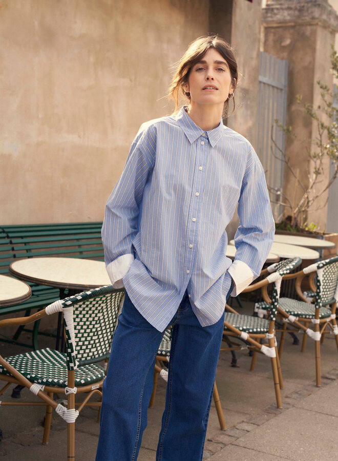 Chemise Part Two Savanna surdimensionné bleu hydrangée rayée blanche