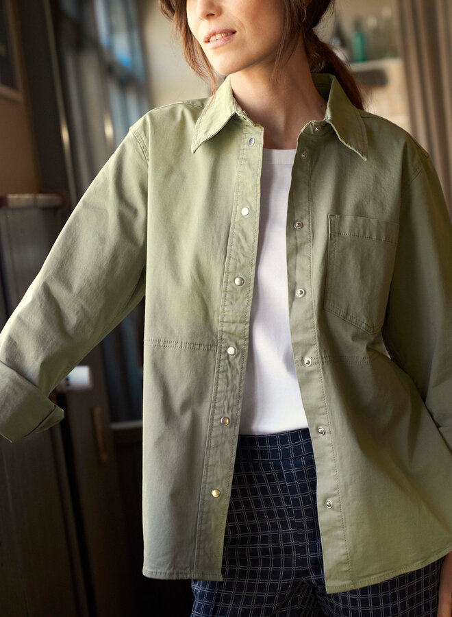 Surchemise Part Two Nayla à col classique & boutons pression vert vétiver