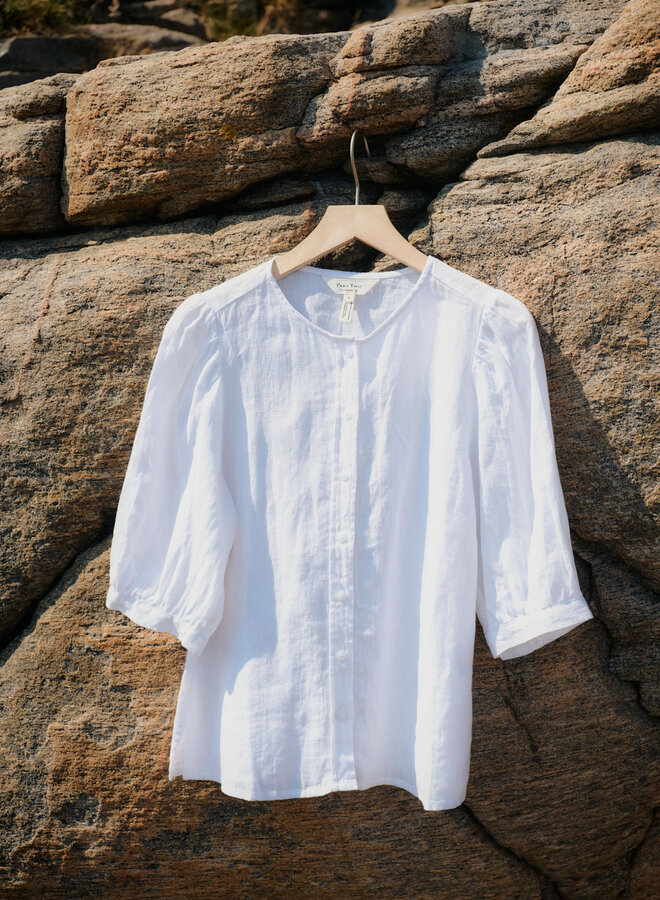 Blouse Part Two Azra à col rond boutonné en lin blanche