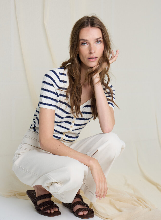 Tricot Atelier Rêve Vilma à manches courtes écru rayé bleu indigo