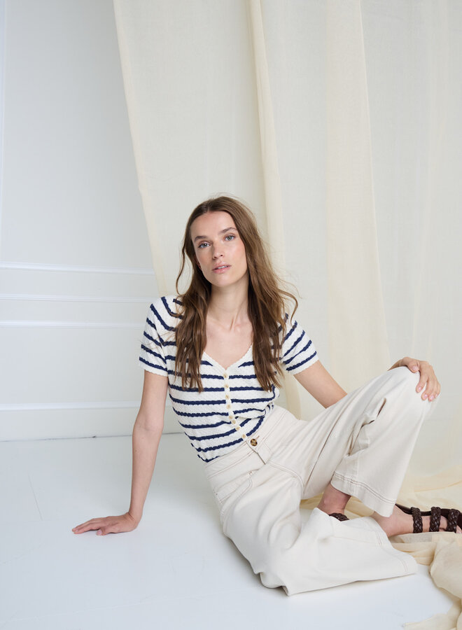 Tricot Atelier Rêve Vilma à manches courtes écru rayé bleu indigo