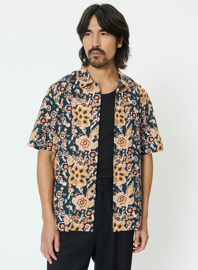 Chemise Matinique Floss à manches courtes fleurie bleu marine & orange multi