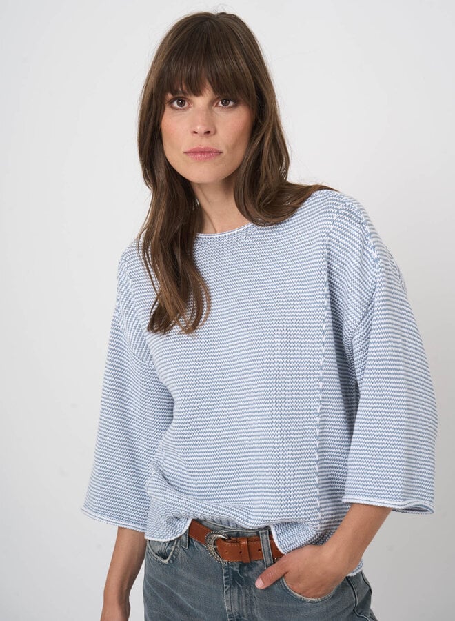 Tricot Repeat rayé bleu denim & blanc