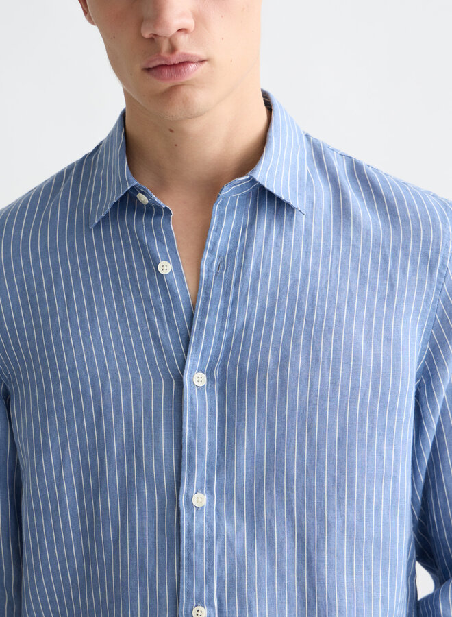 Chemise Scotch & Soda en lin bleu infini rayée
