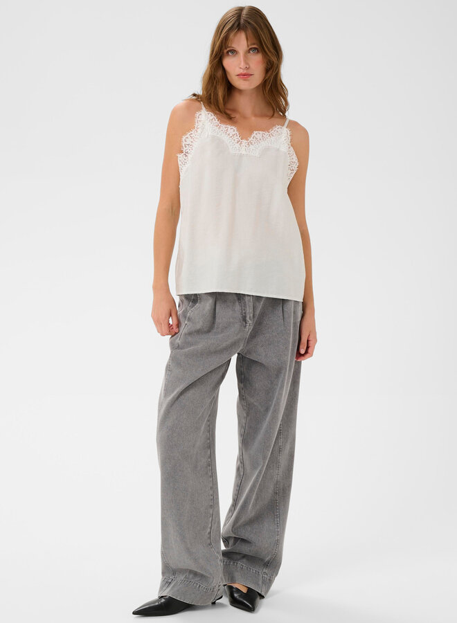 Camisole Soaked Alessia à dentelle blanche & fines rayures bleu marine