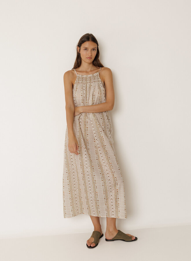 Robe longue Indi & Cold à bretelles fines crème imprimée ethnique vert khaki & orange