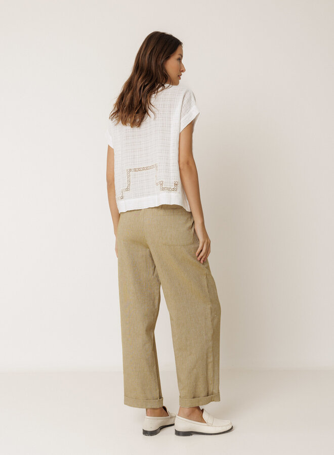 Pantalon Indi & Cold à plis vert khaki rayé