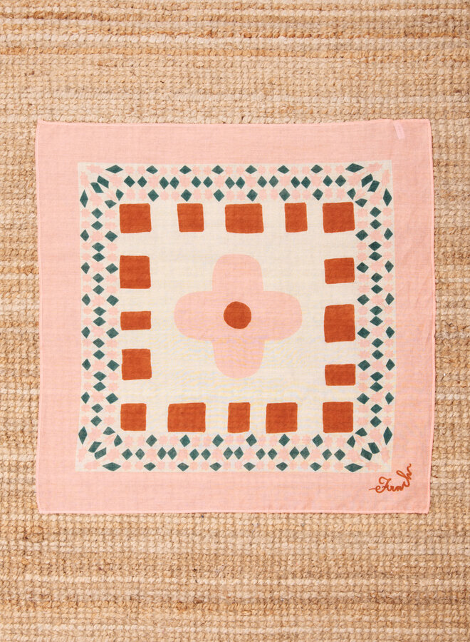 Foulard de cou Frnch Paris Ymnilla rose pâle & rouge vin